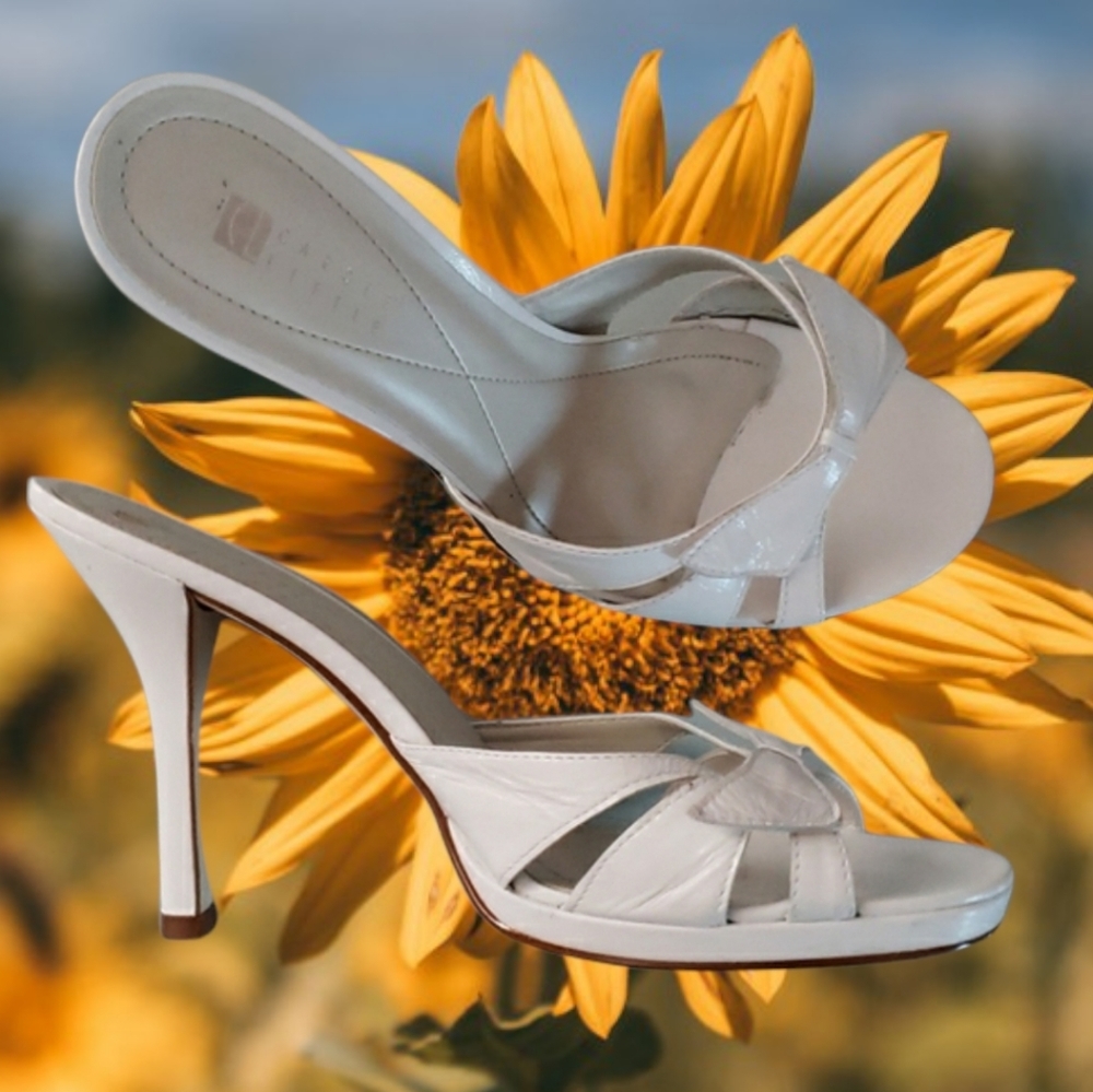 CL Carol Little White Ribbon Detail Leather Slides. Made in Brazil.